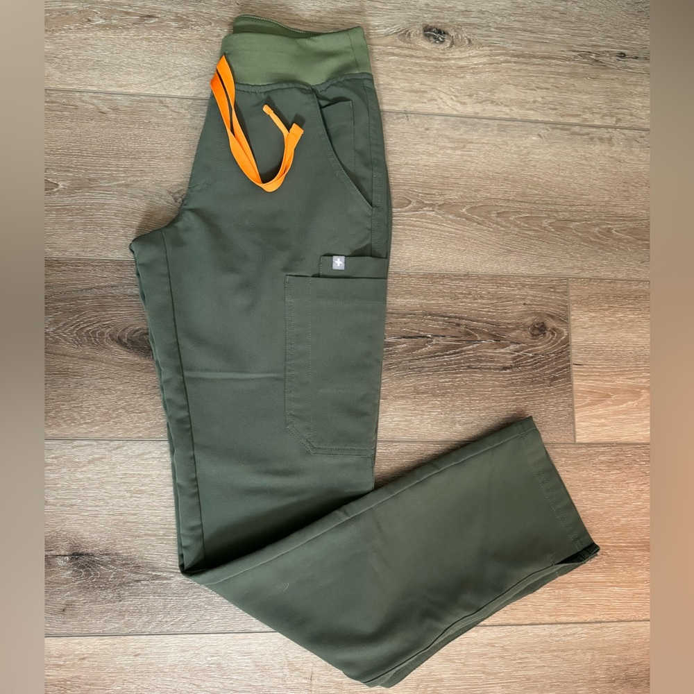 Figs Yola Skinny Scrub Pants 2.0